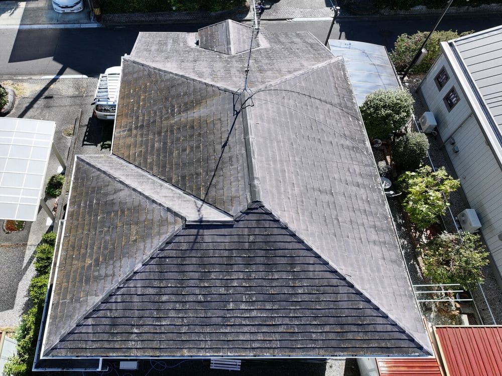M様(松阪市)_施工前_屋根全体 松阪市の外壁塗装、屋根塗装をリペイント匠が施工した写真