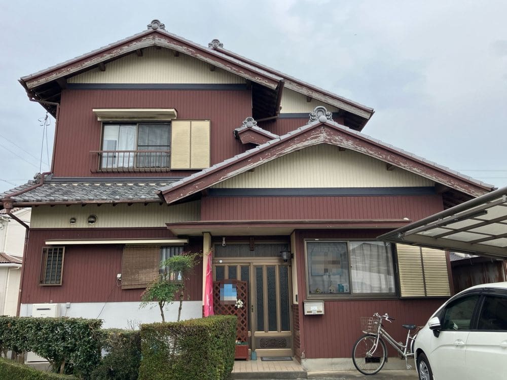 H様(松阪市)施工前_外壁全体 (3) 松阪市の外壁塗装をリペイント匠が施工した写真