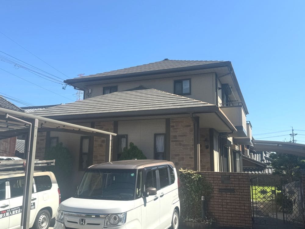 Y様(三重郡朝日町縄生)施工前_外壁全体 四日市市の外壁、屋根塗装をリペイント匠が施工した写真