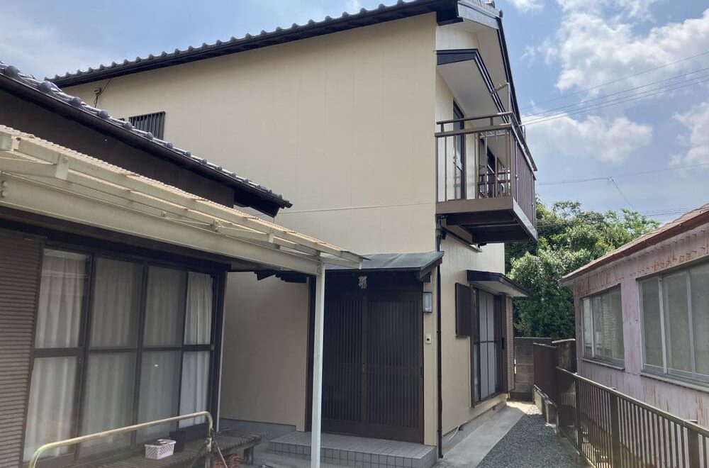 松阪市の外壁塗装をリペイント匠が施工した写真