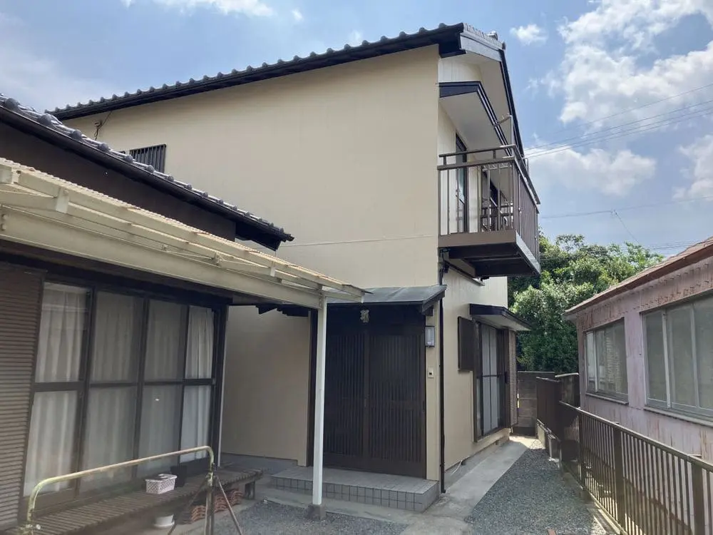 松阪市の外壁塗装をリペイント匠が施工した写真