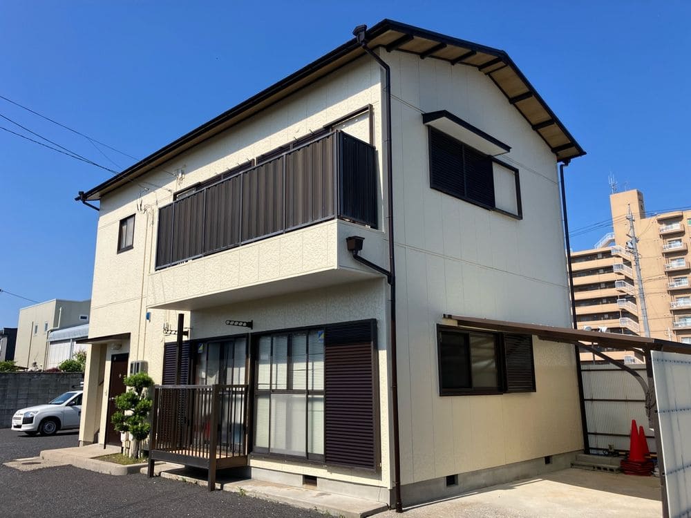 津市の外壁塗装、屋根塗装をリペイント匠が施工した写真
