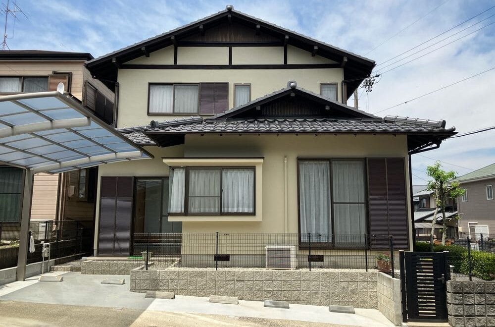 伊賀市の外壁塗装をリペイント匠が施工した写真