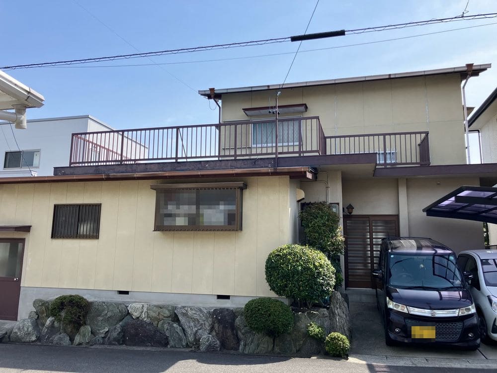 O様(津市)外壁_施工前3 津市の外壁塗装、屋根塗装をリペイント匠が施工した写真
