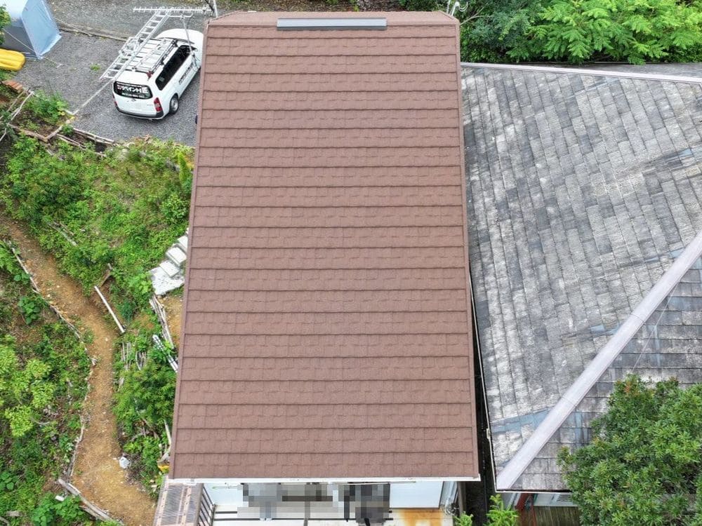 A様(志摩)施工後_屋根全体 (2) 志摩市の外壁塗装、屋根工事をリペイント匠が施工した写真