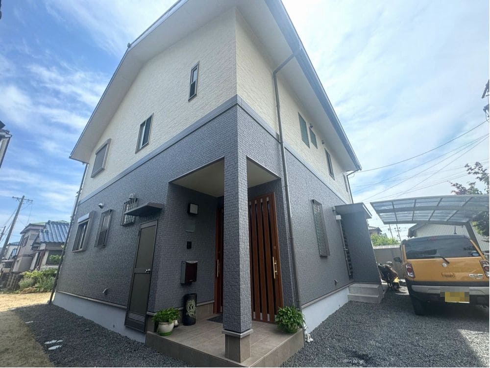 N様(四日市市楠町)_施工後_外壁全体 四日市市の外壁塗装をリペイント匠が施工した写真