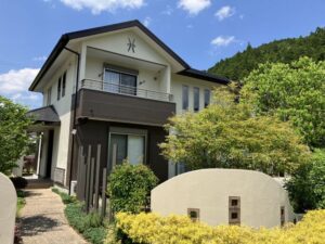 度会郡の外壁・屋根塗装をリペイント匠が施工した写真