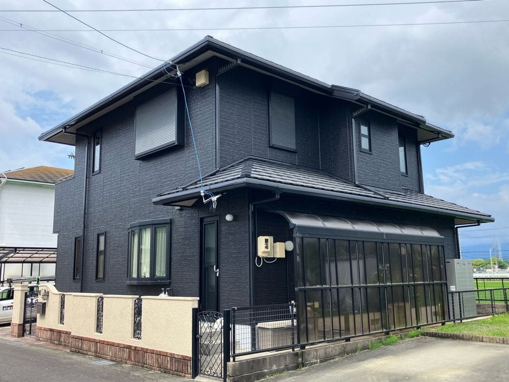 H様(津市)施工後_外壁全体 津市の外壁塗装、防水工事をリペイント匠が施工した写真