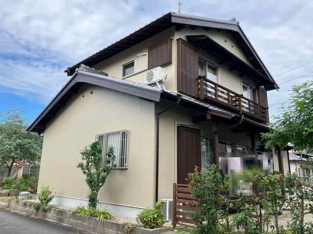 和風住宅を引き立てるチーノの温かみ