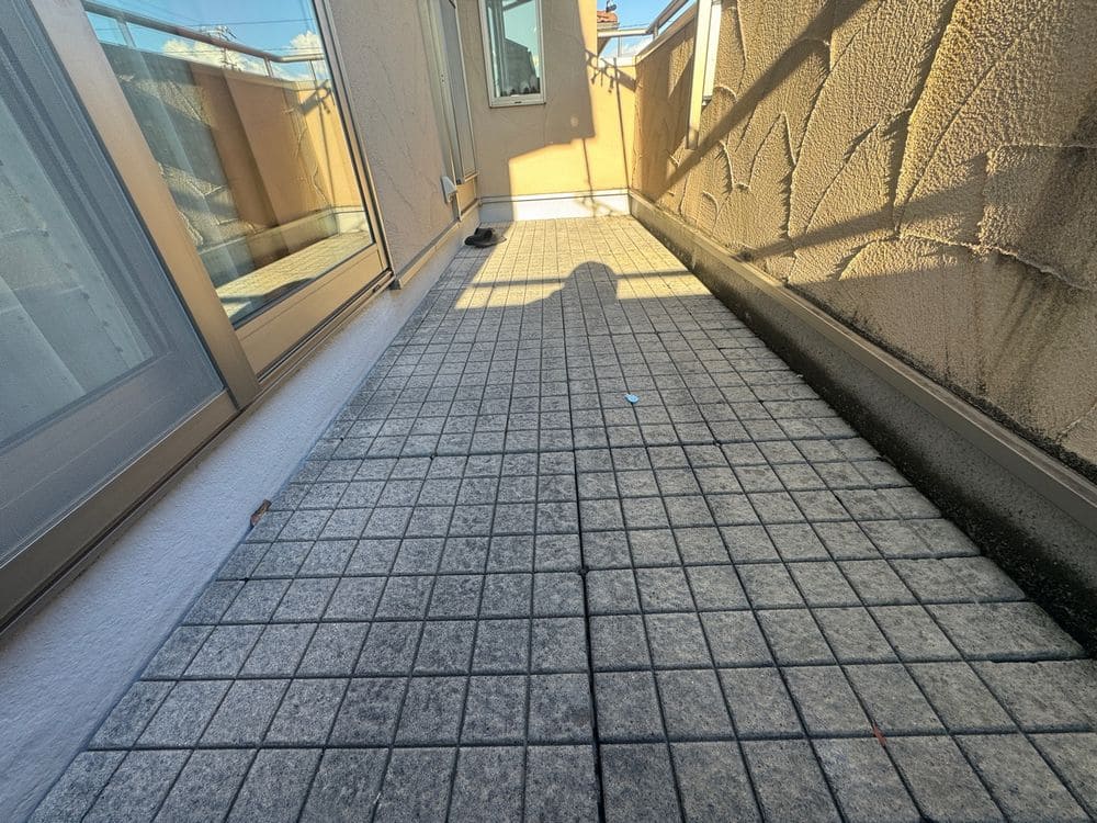 鈴鹿市_T様_防水_施工前 鈴鹿市の外壁塗装、防水工事をリペイント匠が施工した写真