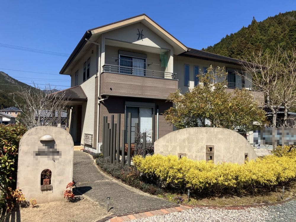 度会郡の外壁・屋根塗装をリペイント匠が施工した写真