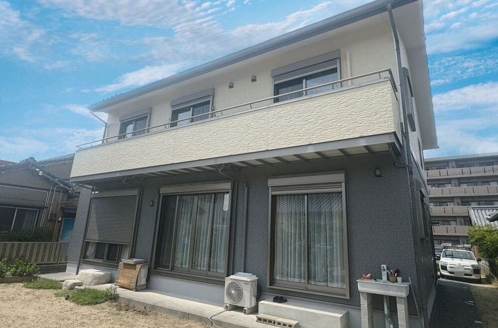 四日市市の外壁塗装をリペイント匠が施工した写真