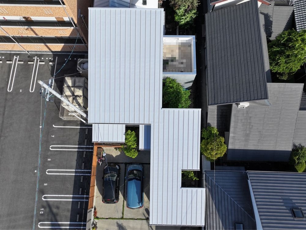 松阪市の外壁塗装、屋根塗装をリペイント匠が施工した写真