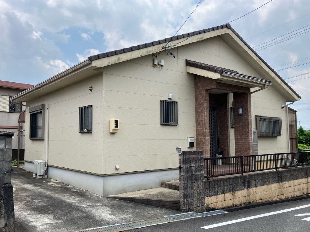 N様(津)施工前_外壁全体 (2) 津市の外壁塗装をリペイント匠が施工した写真