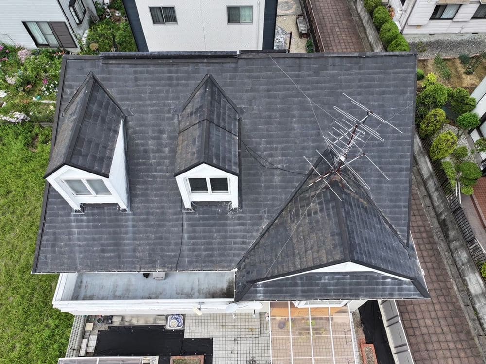 名張市の外壁・屋根塗装と防水工事をリペイント匠が施工した写真