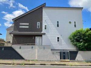 伊賀市の外壁塗装をリペイント匠が施工した写真