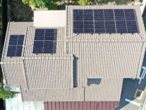 津市の屋根塗装をリペイント匠が施工した写真