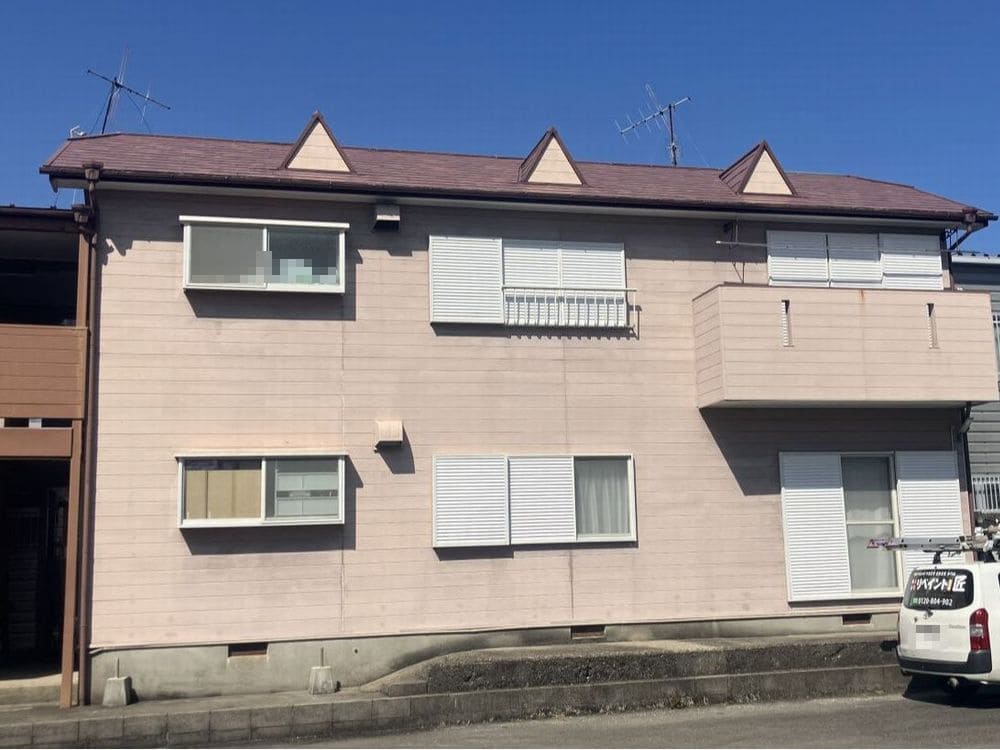 O様(志摩)施工前_外壁全体 (3) 志摩市の外壁塗装、屋根塗装、屋根工事、防水工事をリペイント匠が施工した写真
