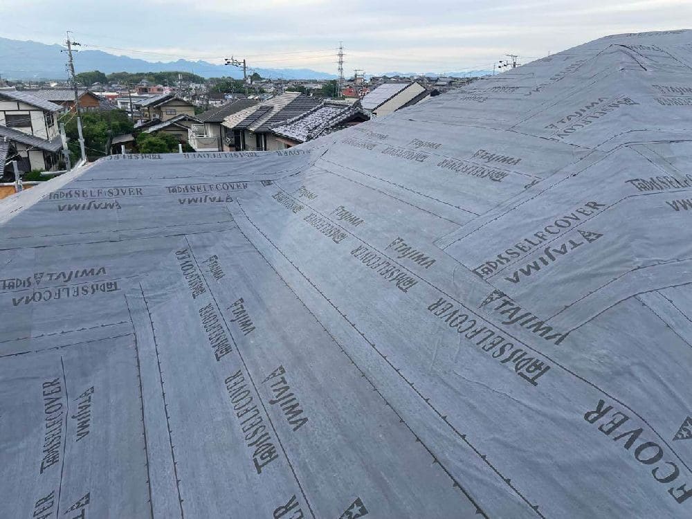 U様(津)ルーフィング(施工後1) 津市の外壁塗装、屋根工事をリペイント匠が施工した写真
