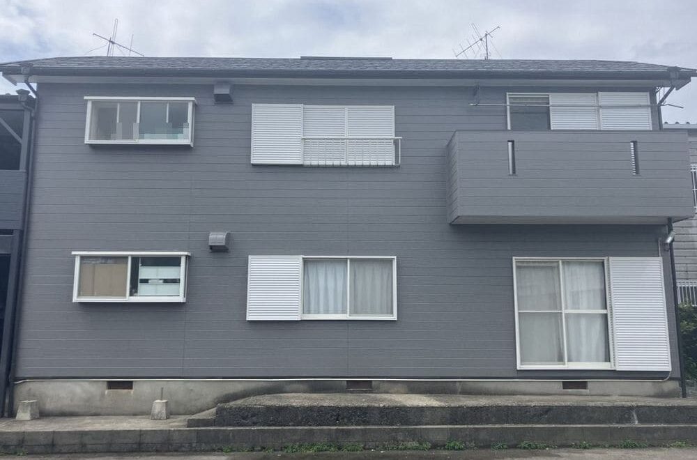 志摩市の外壁塗装、屋根塗装、屋根工事、防水工事をリペイント匠が施工した写真
