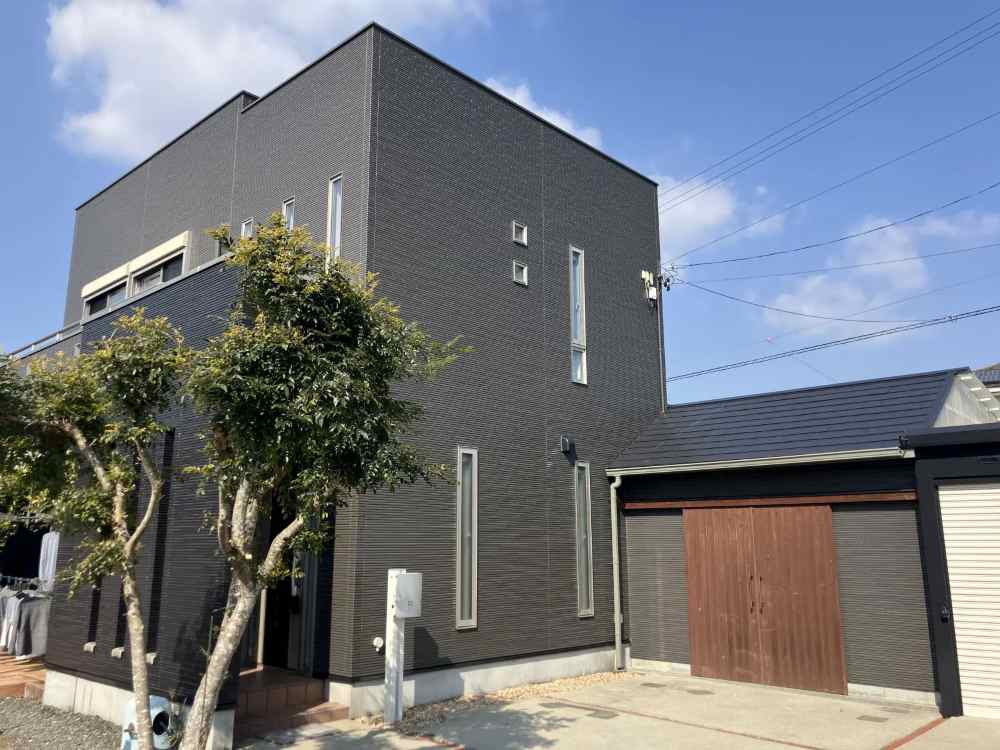 塗料別で見る施工の特徴（シリコン、フッ素、無機塗料、ガイナ）
