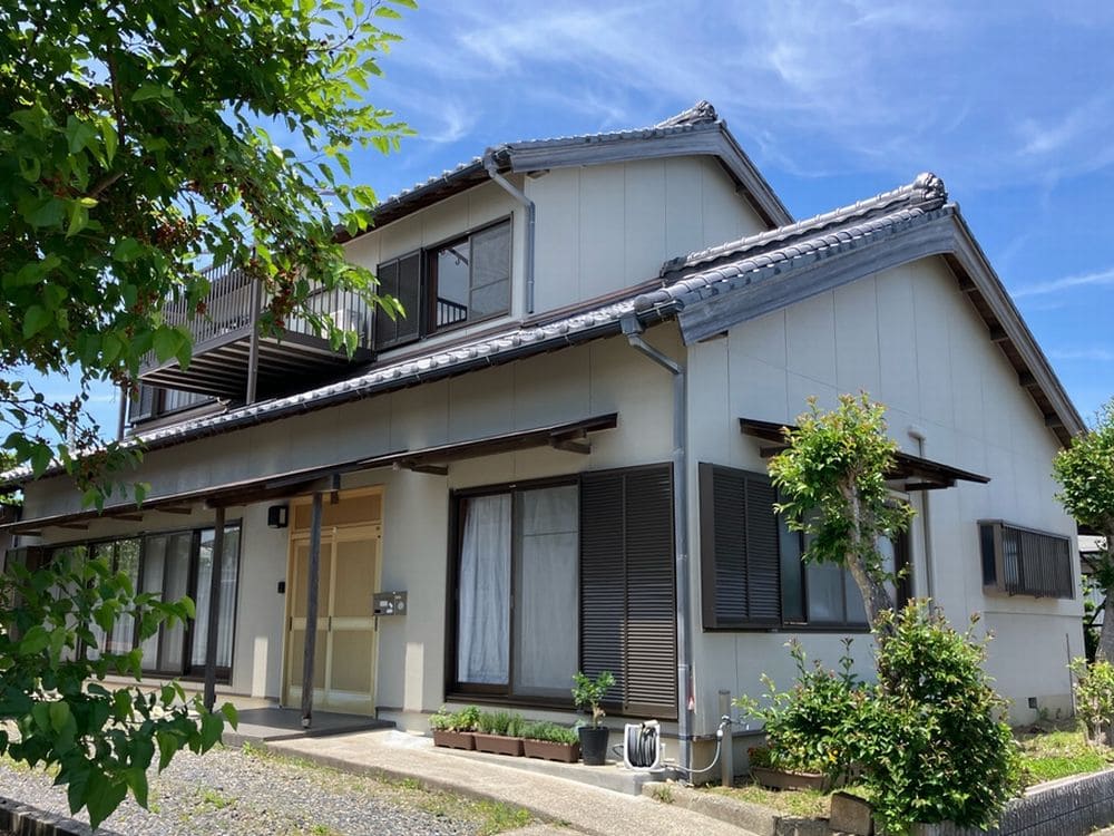 津市の外壁塗装をリペイント匠が施工した写真