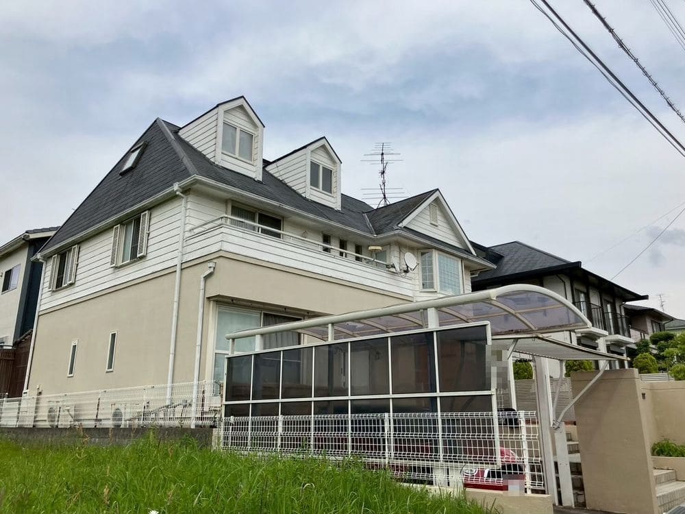 名張市の外壁・屋根塗装と防水工事をリペイント匠が施工した写真