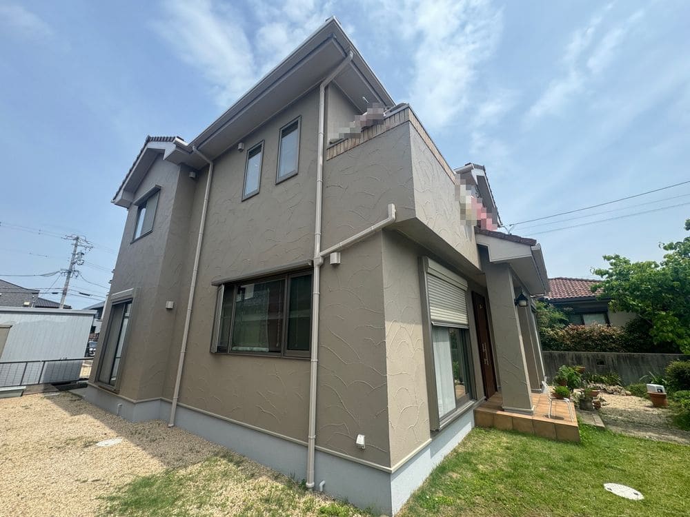 鈴鹿市_T様_施工後_外壁全体 (3) 鈴鹿市の外壁塗装、防水工事をリペイント匠が施工した写真
