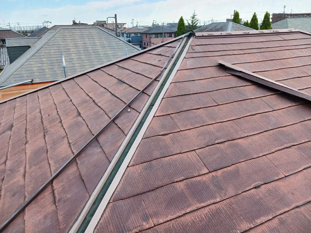 G様(鈴鹿市)屋根_撤去 鈴鹿市の屋根工事をリペイント匠が施工した写真