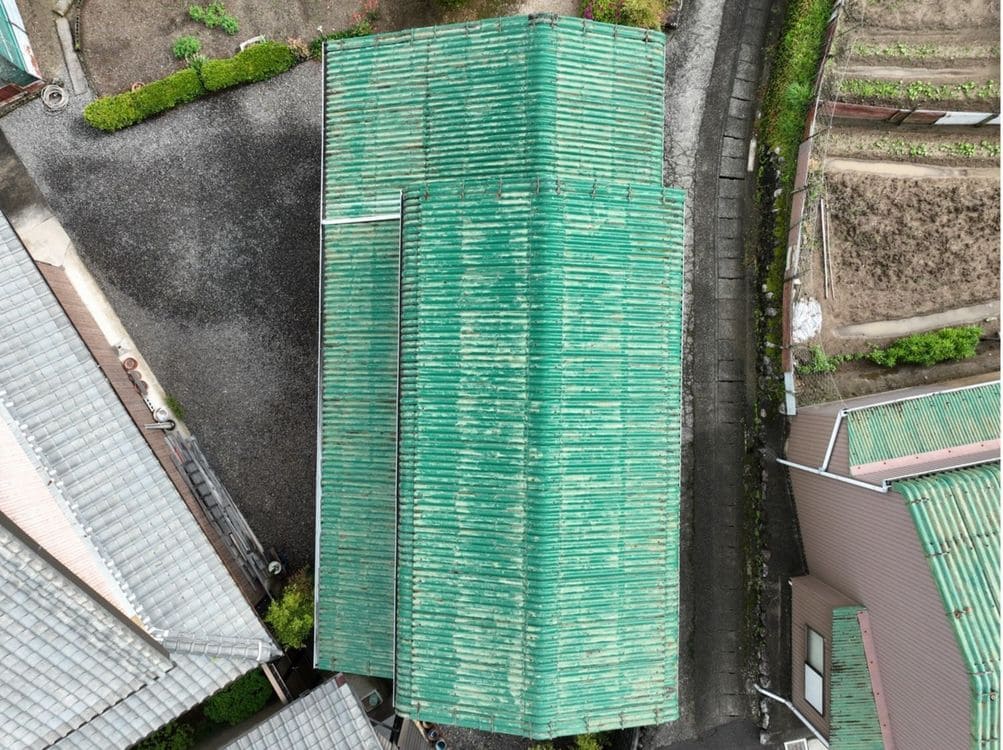 亀山市_K様_施工前_屋根全体 (2) 亀山市の屋根塗装をリペイント匠が施工した写真