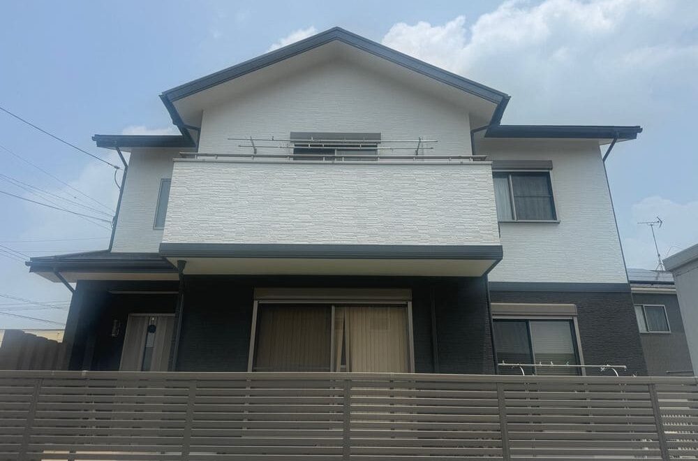 いなべ市の外壁塗装、防水工事をリペイント匠が施工した写真
