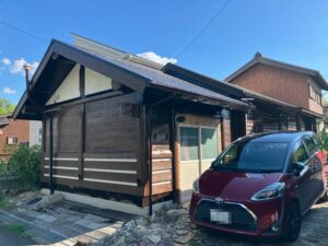 伊賀市の外壁塗装、屋根塗装をリペイント匠が施工した写真