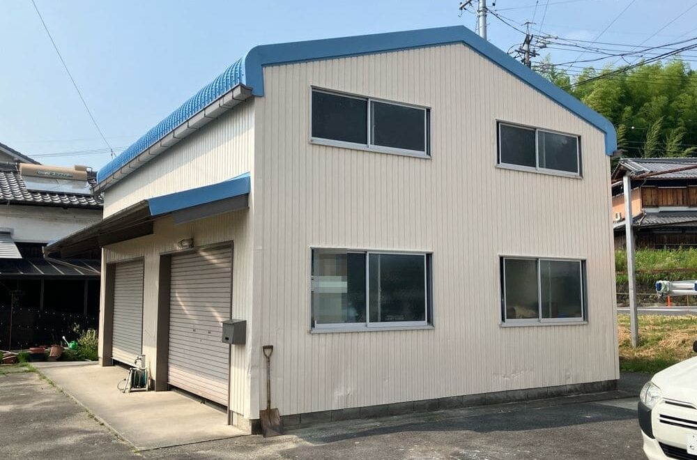 名張市で外壁・屋根塗装をリペイント匠が施工した写真