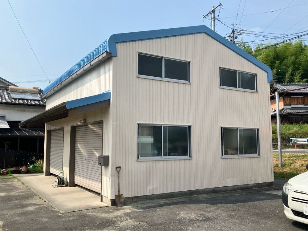 名張市で外壁・屋根塗装をリペイント匠が施工した写真