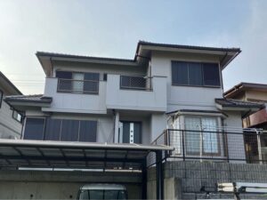 四日市市の外壁塗装と防水工事をリペイント匠が施工した写真