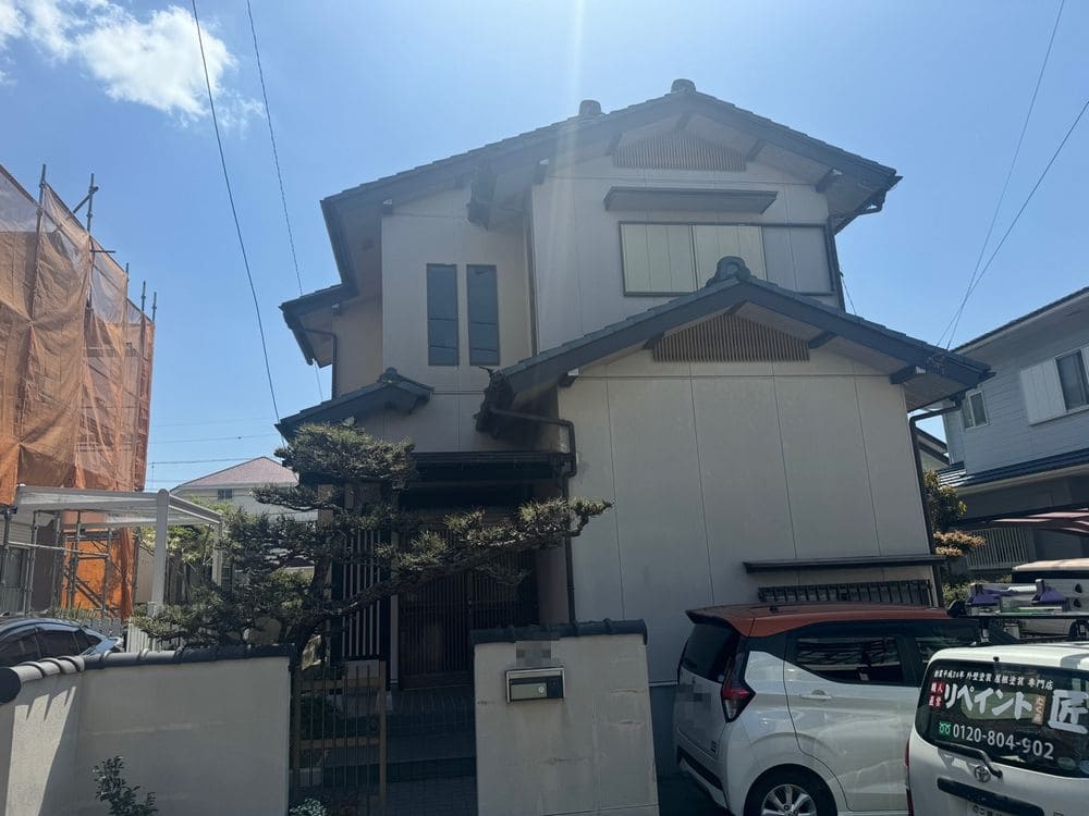 施工前_外壁全体 (3) 員弁郡の外壁塗装をリペイント匠が施工した写真