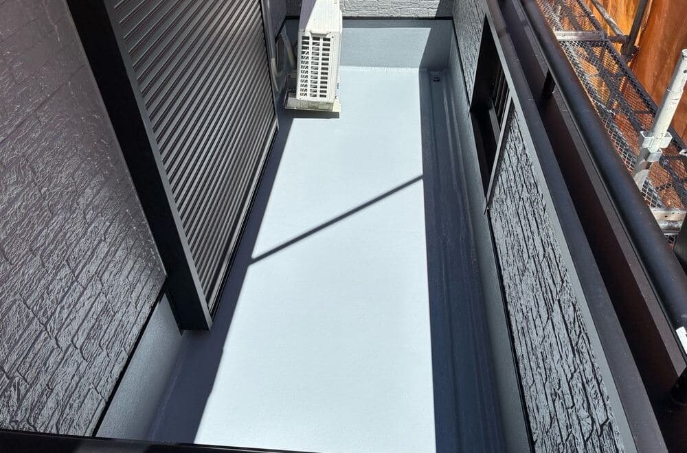 伊勢市の防水工事をリペイント匠が施工した写真