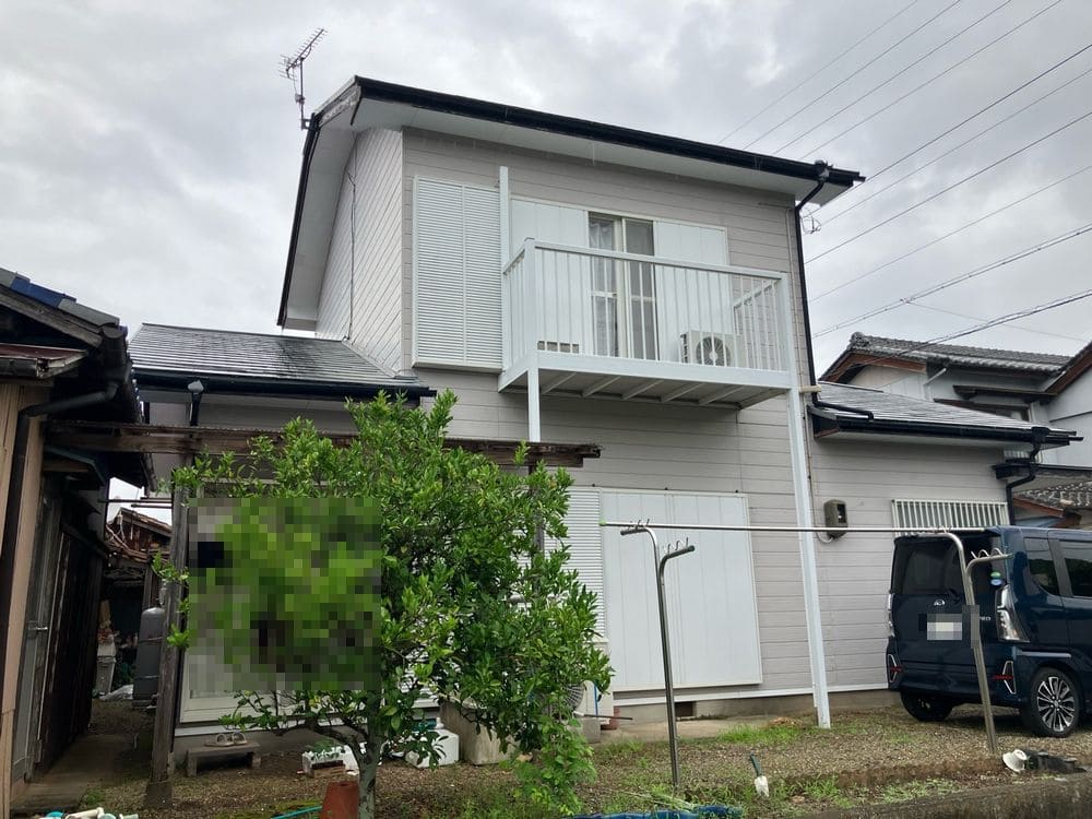 M様(伊勢市)外壁_施工前2 伊勢市の外壁・屋根塗装をリペイント匠が施工した写真