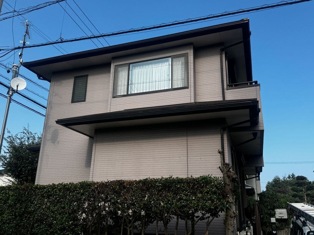 鈴鹿市の外壁塗装、屋根塗装、防水工事をリペイント匠が施工した写真