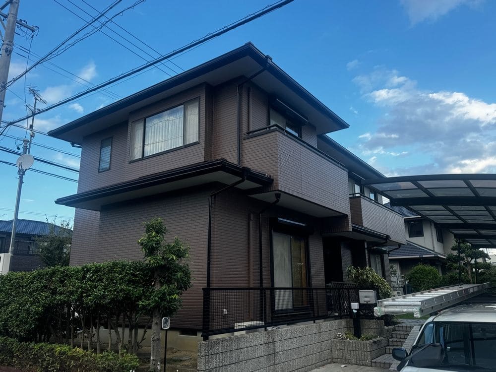 鈴鹿市の外壁塗装、屋根塗装、防水工事をリペイント匠が施工した写真