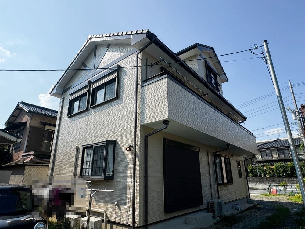 施工後_外壁全体 (2) 四日市市の外壁塗装と防水工事をリペイント匠が施工した写真