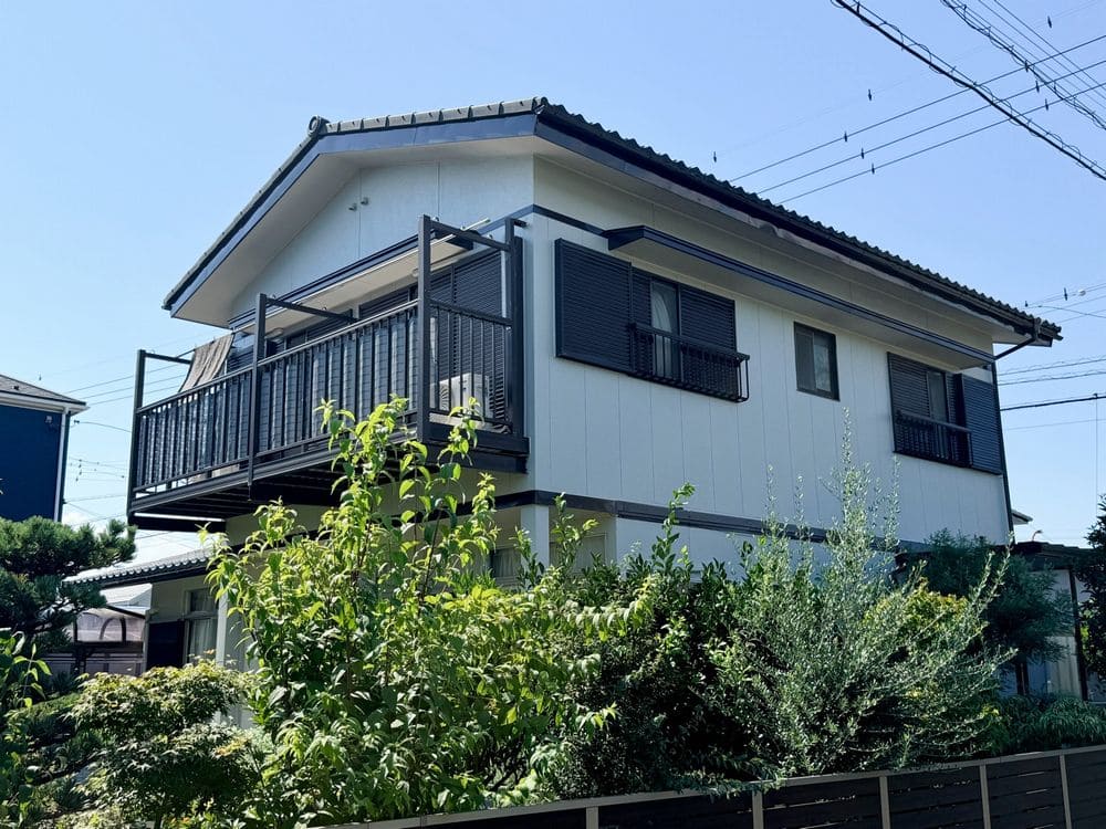 四日市市の外壁塗装をリペイント匠が施工した写真