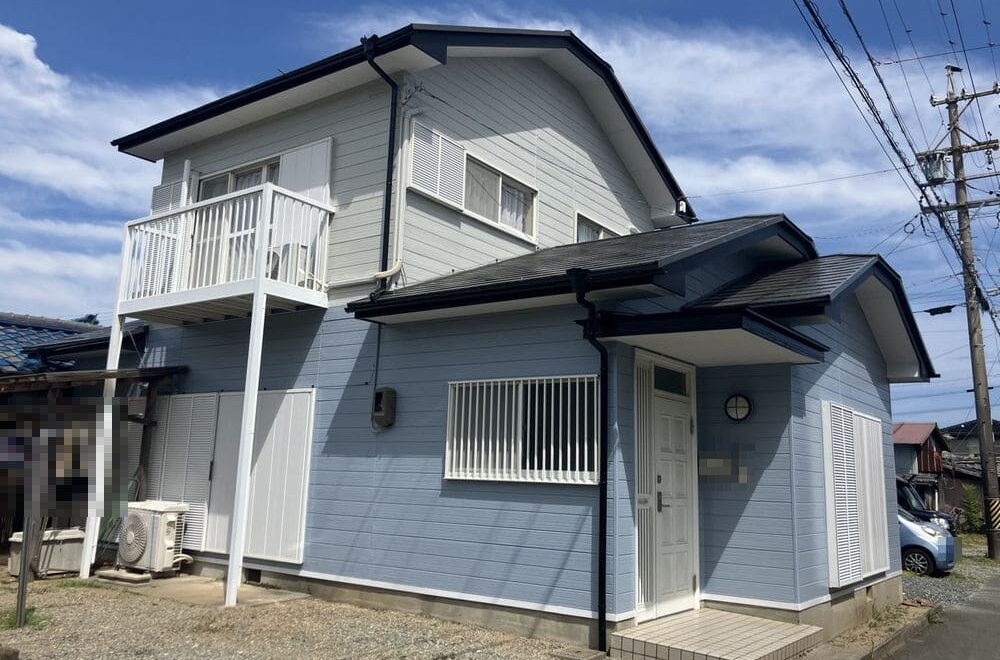 伊勢市の外壁・屋根塗装をリペイント匠が施工した写真