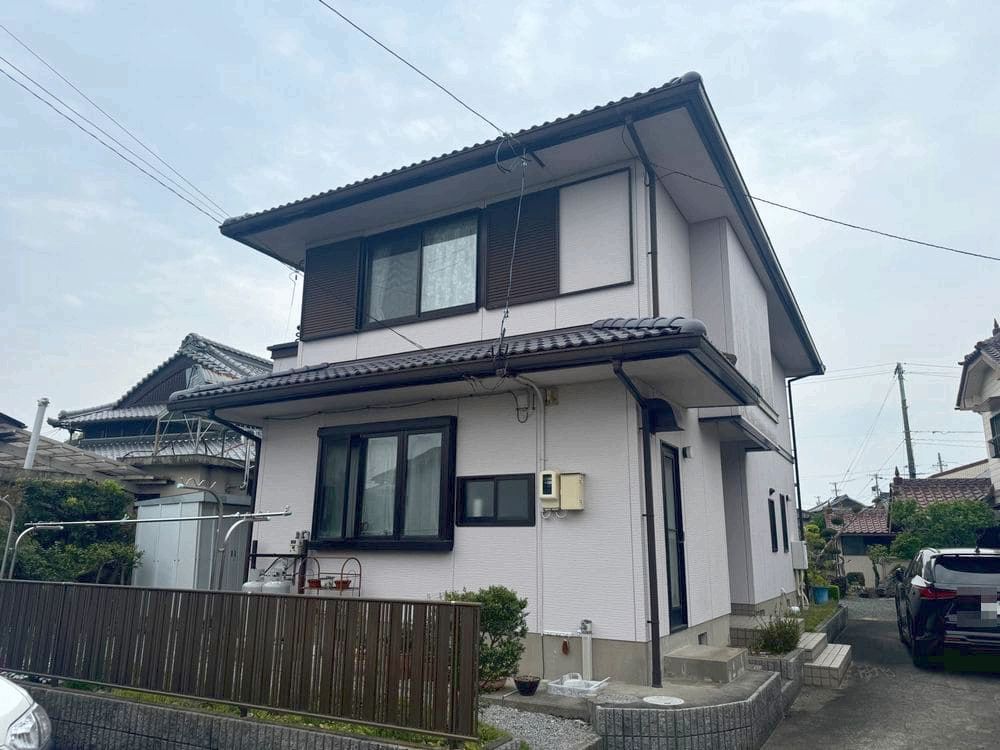 O様(鈴鹿市)外壁_施工前 鈴鹿市の外壁・屋根塗装をリペイント匠が施工した写真