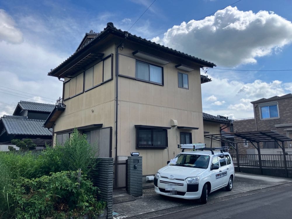 施工前_外壁全体 (2) いなべ市の外壁塗装をリペイント匠が施工した写真