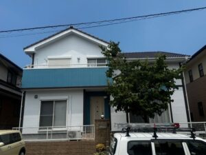 四日市市の外壁塗装、屋根塗装、防水工事をリペイント匠が施工した写真