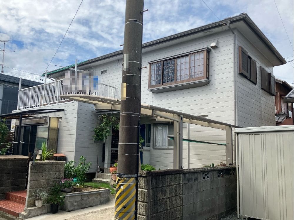 I様(津)施工後_外壁全体 (3) 津市の外壁塗装、屋根塗装をリペイント匠が施工した写真