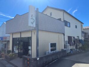 志摩市の外壁塗装、屋根塗装をリペイント匠が施工した写真