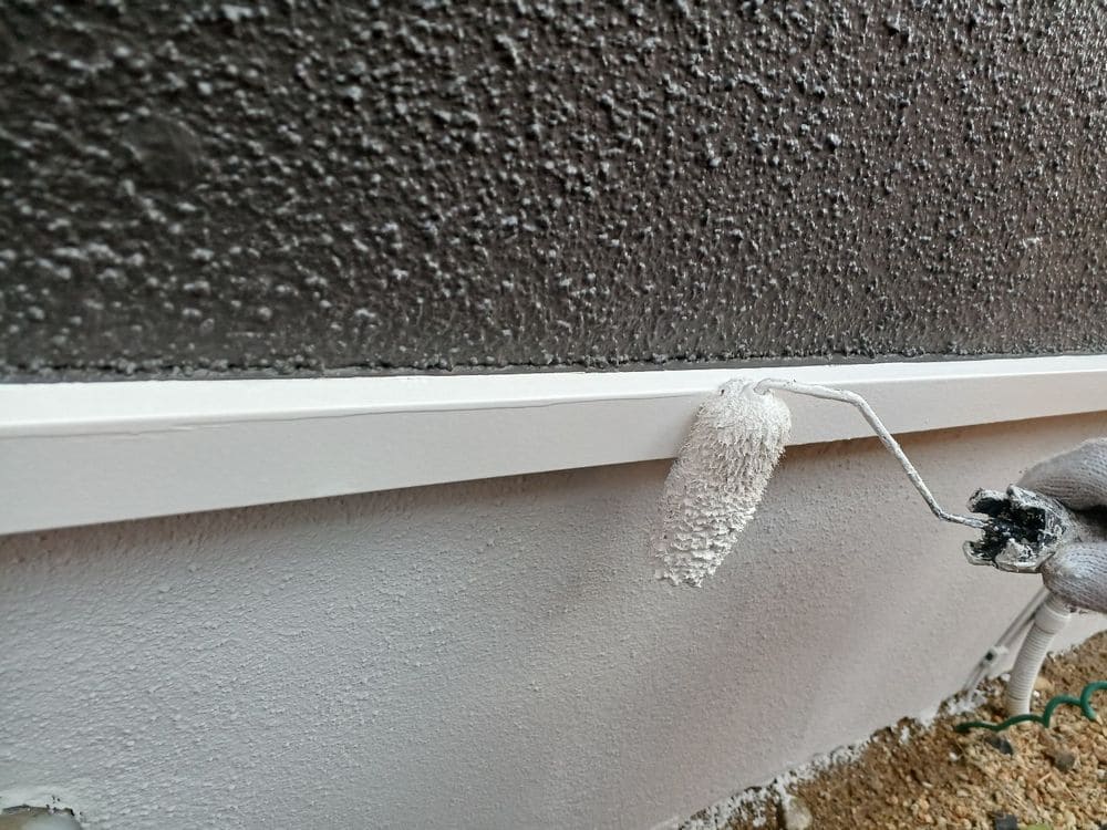 W様(鈴鹿市)水切り_3回目 鈴鹿市の外壁塗装、屋根塗装をリペイント匠が施工した写真