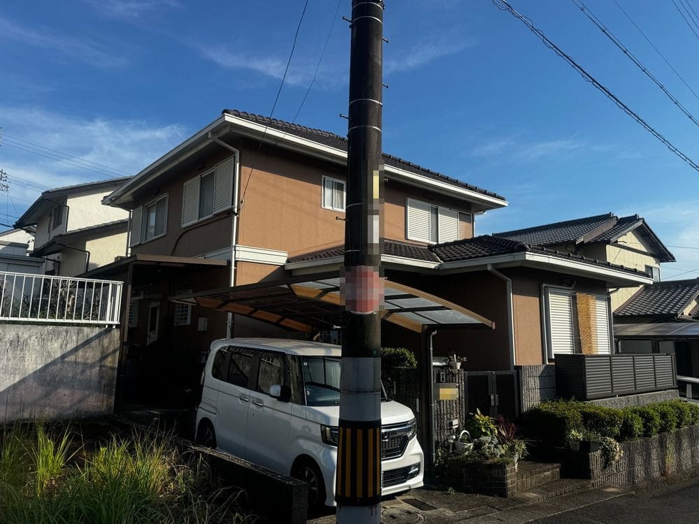 亀山市_M様_施工前_外壁全体 亀山市の外壁塗装、屋根塗装をリペイント匠が施工した写真